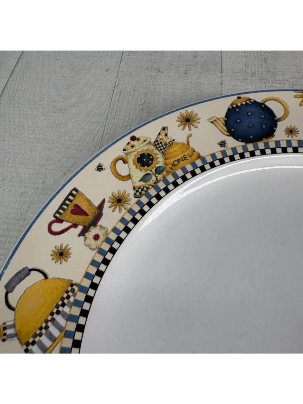 1998 Sakura Debbie Mumm TEAPOTS Various Cups Stoneware Dinner Plates Set of 2